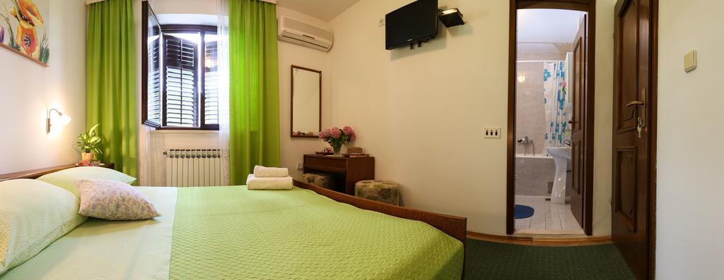 Rooms Cvetka Дубровник Номер фото